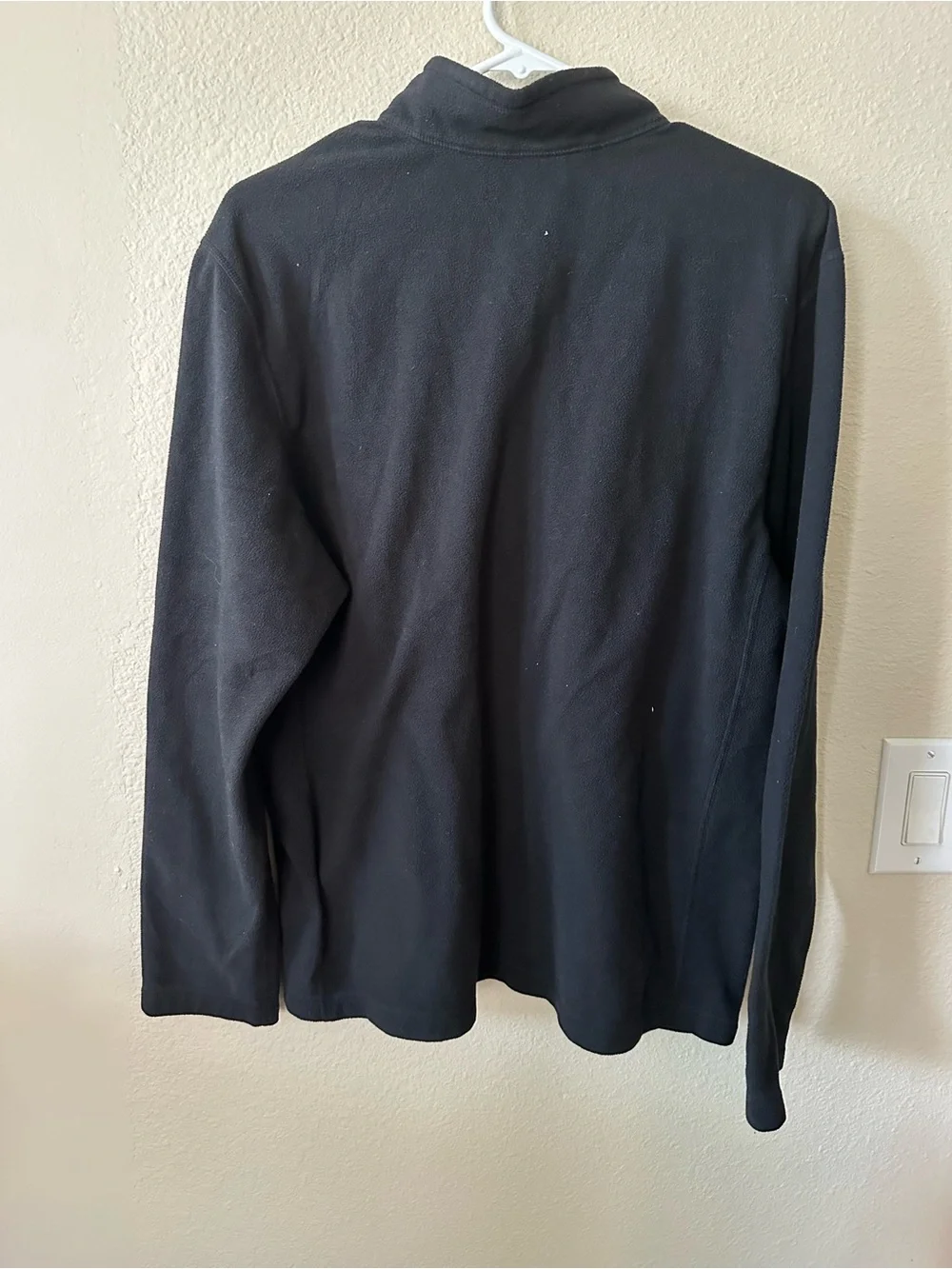 The North Face men's Black Half-Zip Fleece Pullover size L/ NWOT 1113